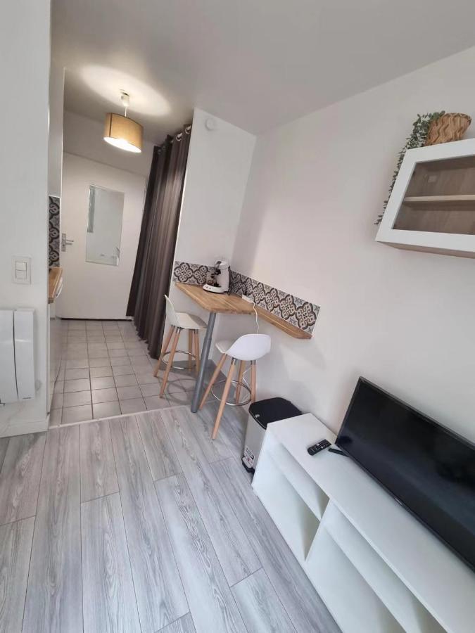 Petit Appartement Cosy Chaville Eksteriør bilde